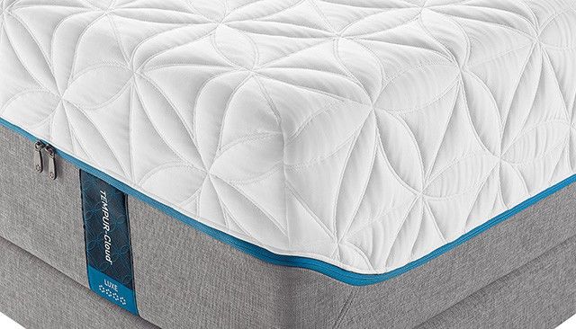tempurpedic cloud luxe king mattress set