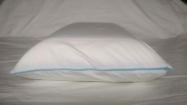 tempurpedic pillow vs memory foam pillow